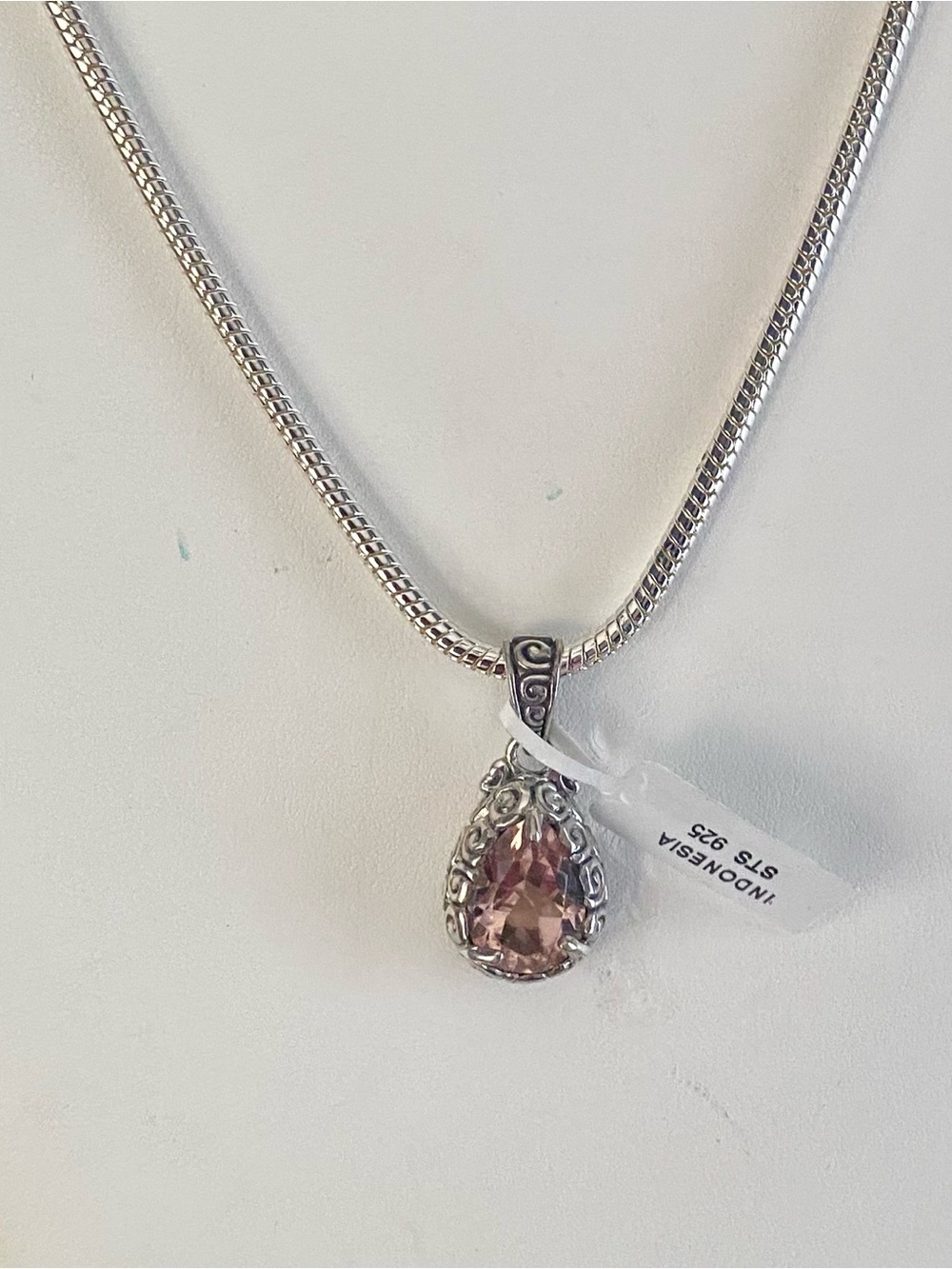 Sterling Silver Morganique Quarz Teardrop Pendant Necklace